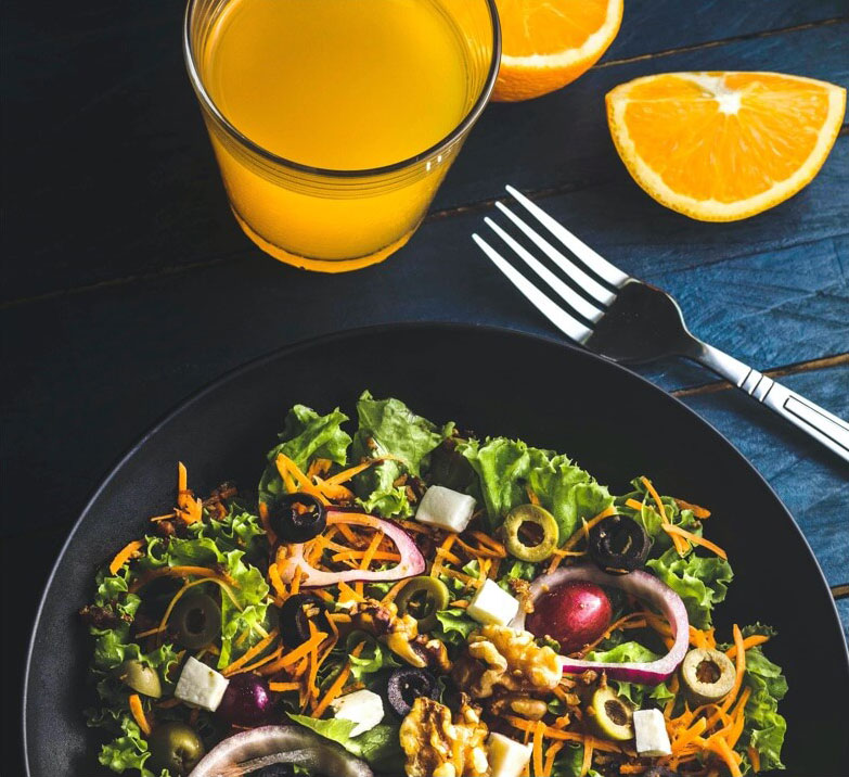 You are currently viewing Eat Healthy Without Being Miserable